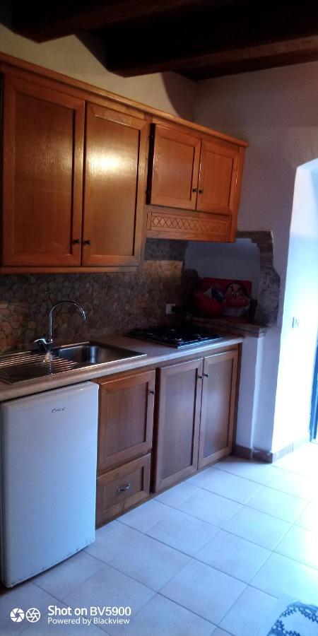 Casa Vittoria Apartment กัลกาตา ภายนอก รูปภาพ